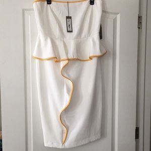 💃🏽 Beautiful strapless dress- never worn